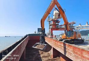 河南省黄海工程机械有限公司 ~抓料机